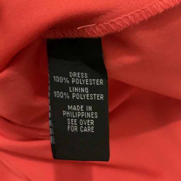 Dress - Picture 4 of 7